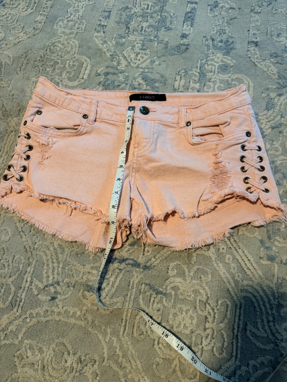 Billabong Peach Pink Lace Up Distressed Denim Shorts Cutoff Low Rise